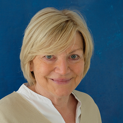 Gabi Tholen - Rezeptionistin